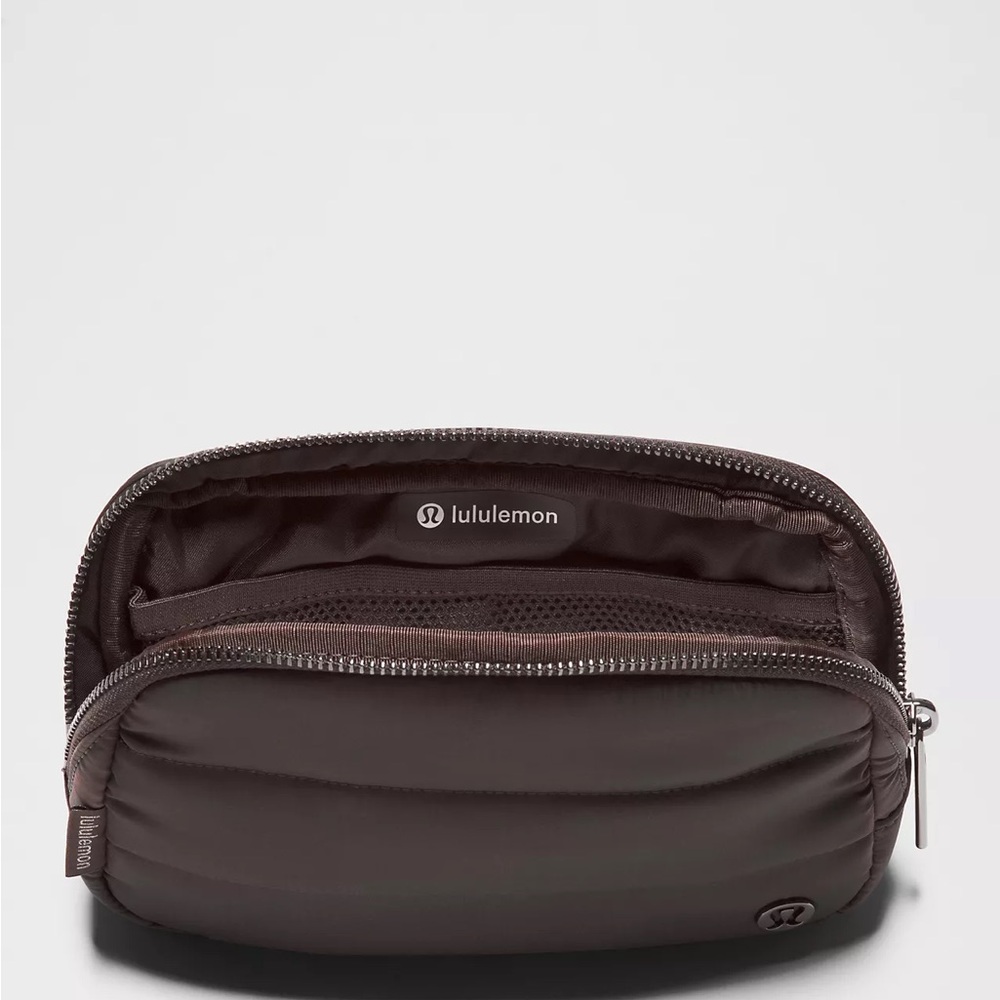 Lululemon Everywhere Belt Bag 1L Wunder Puff Iridescent- Heathered Espresso - Picture 7 of 9